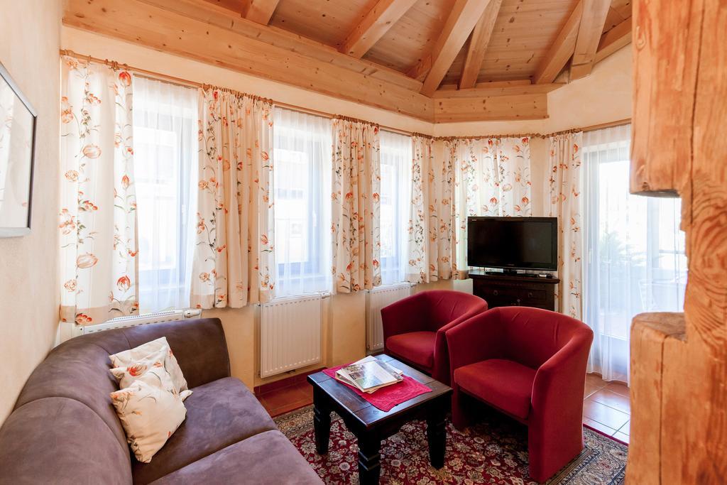 Alimonte Romantic Appartements サンクト・ジョアン・イン・チロル エクステリア 写真
